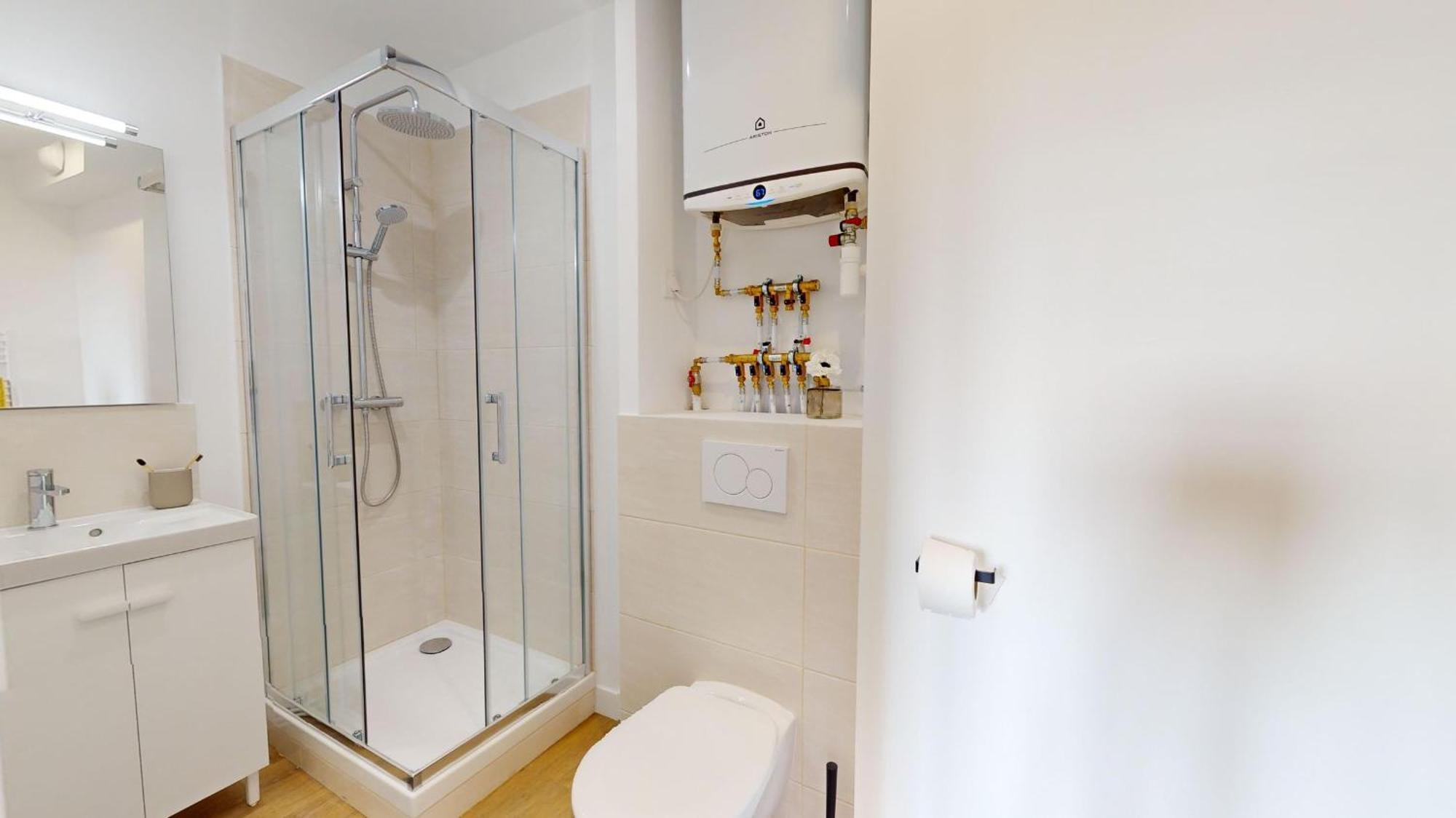 Magnificent Near The Canal Saint-martin Appartement Parijs