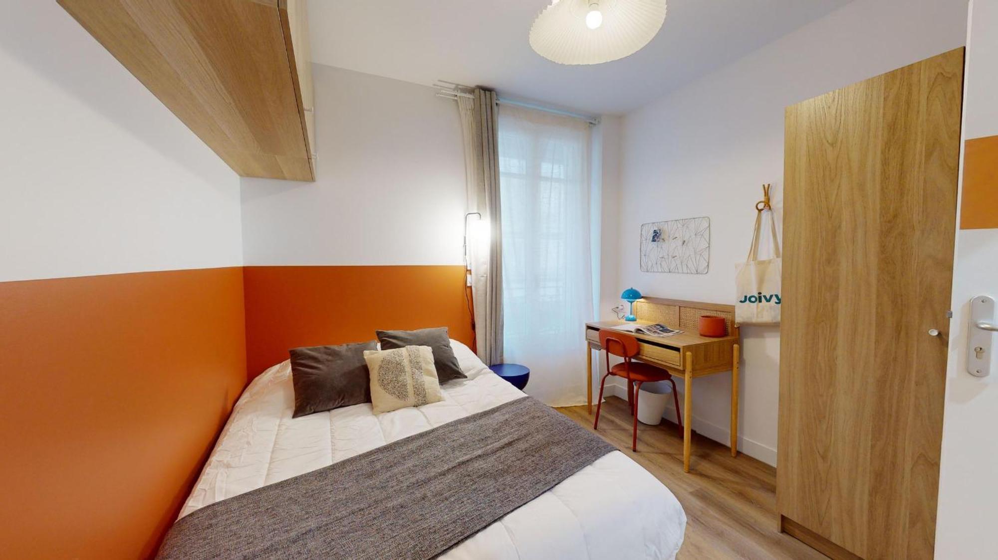 Magnificent Near The Canal Saint-martin *