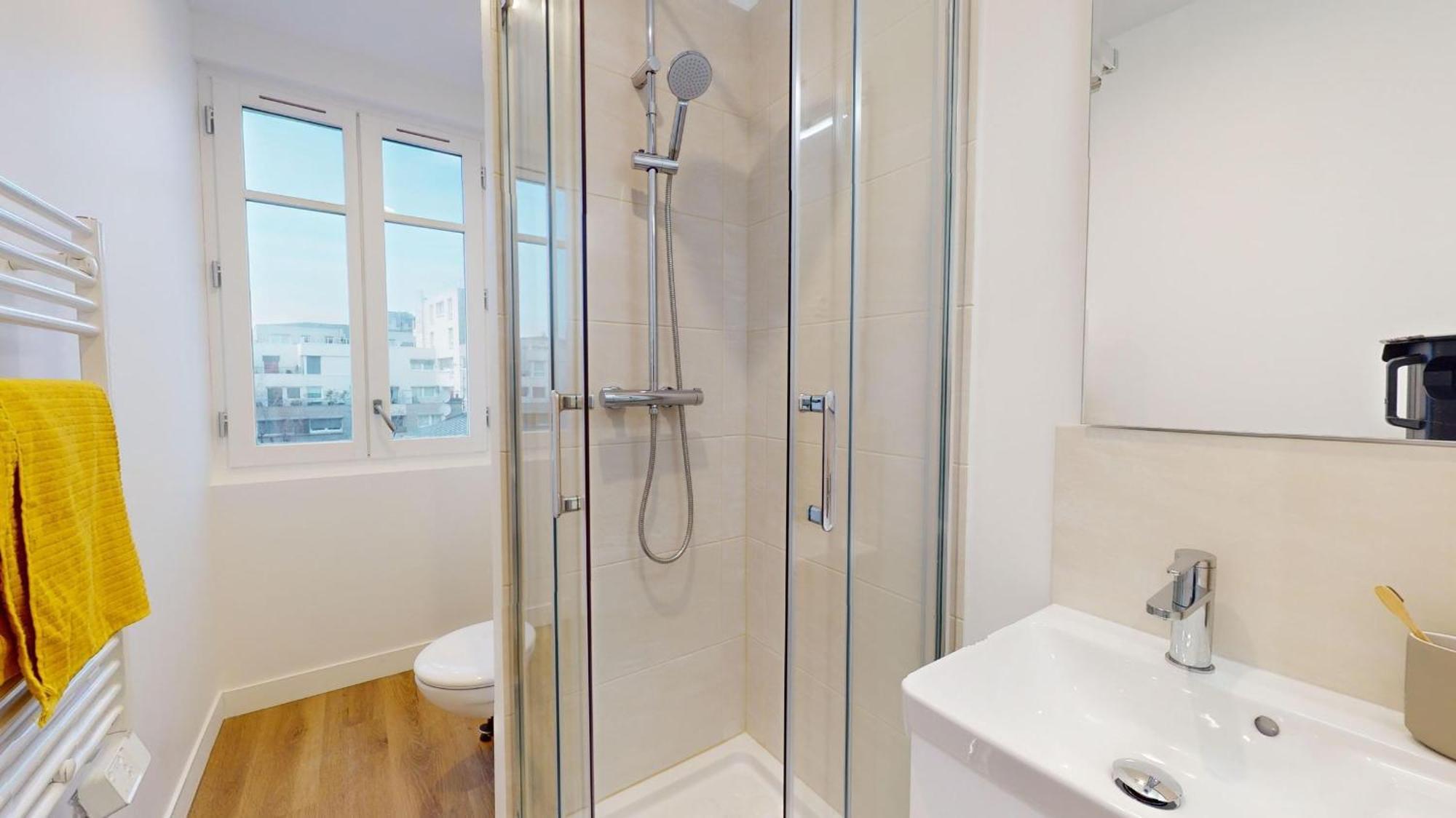 Appartement Magnificent Near The Canal Saint-martin Parijs